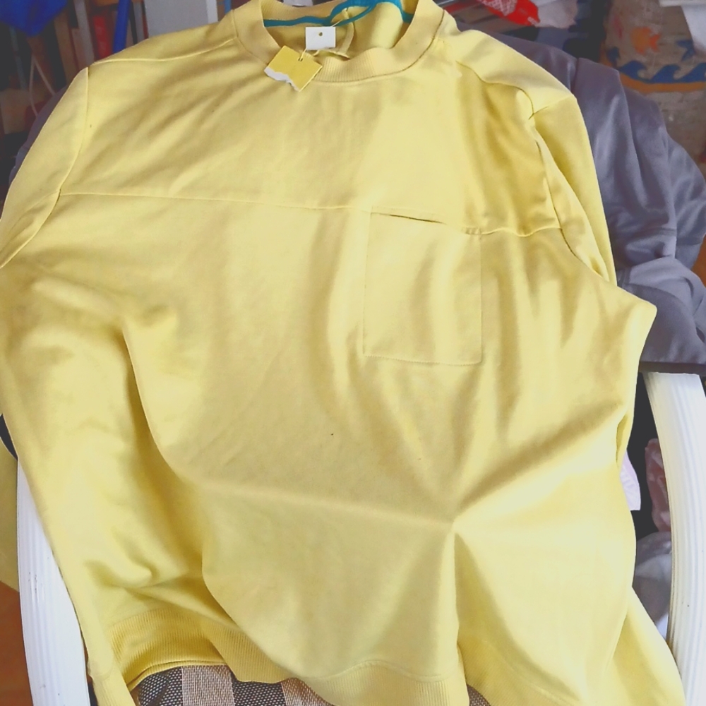 All In motion sweatshirt NWT
